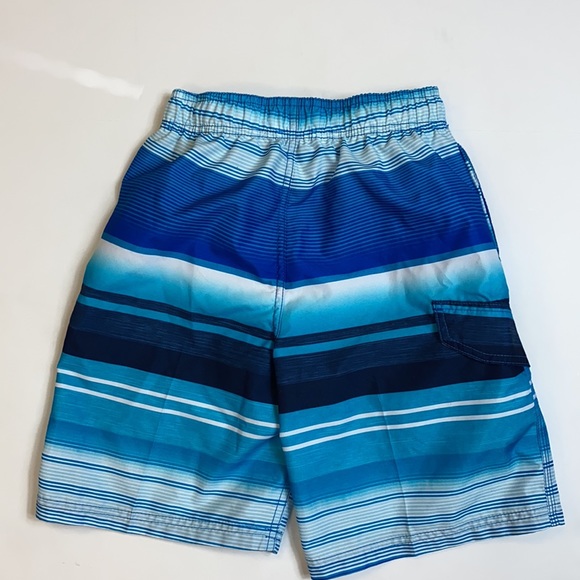Kanu surf boys swim trunks size 10/12 - Picture 2 of 3